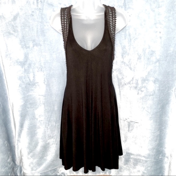 Robin Piccone Dresses & Skirts - EUC Robin Piccone crochet black racer-back sleeveless flare dress w/ shelf bra